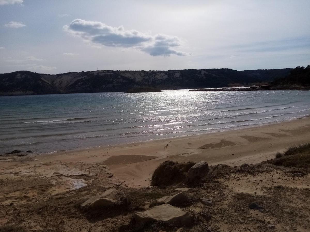Apartments "Sun-Sea" Лопар Екстериор снимка